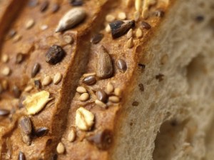 glycemic index of wholegrain bread